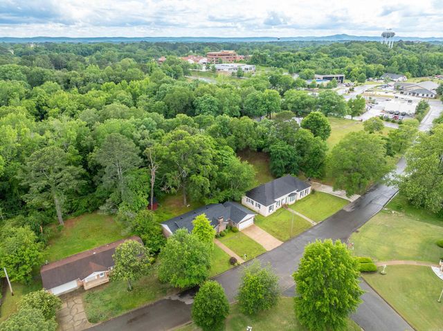 206 Shawnee Street, Hot Springs, AR 71901