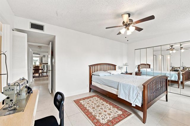4830 NW 4th Street A, Delray Beach, FL 33445