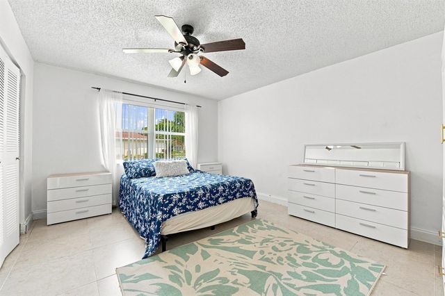 4830 NW 4th Street A, Delray Beach, FL 33445