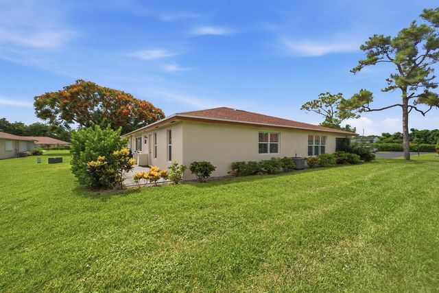 4830 NW 4th Street A, Delray Beach, FL 33445