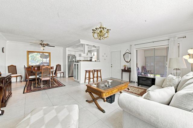 4830 NW 4th Street A, Delray Beach, FL 33445