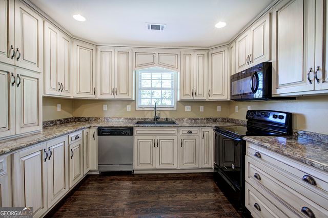 492 Beason Road SE, Calhoun, GA 30701