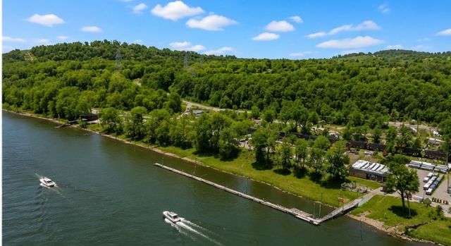 15 Surf Dr, Forward Twp, PA 15020