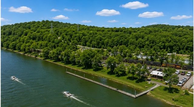15 Surf Dr, Forward Twp, PA 15020