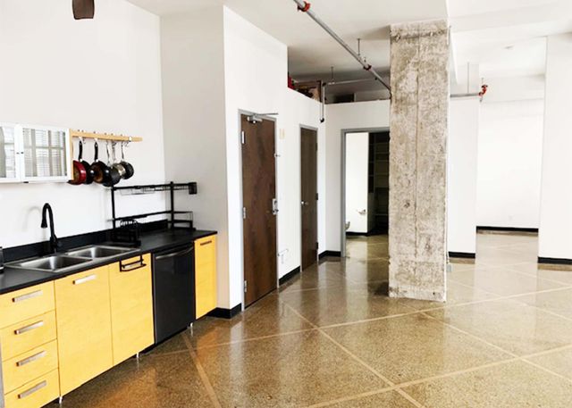 350 Saint Peter Street 608, Saint Paul, MN 55102