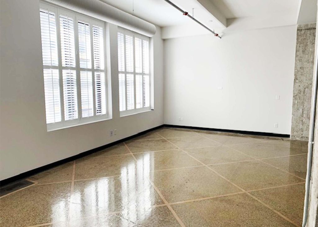 350 Saint Peter Street 608, Saint Paul, MN 55102