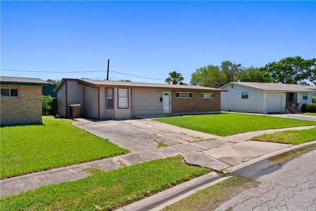 938 Woodlawn Dr, Corpus Christi, TX 78412