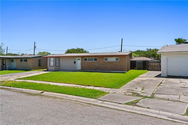 938 Woodlawn Dr, Corpus Christi, TX 78412