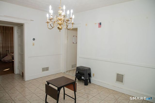 66 Redding Street, Hartford, CT 06114