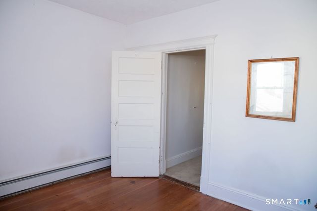 66 Redding Street, Hartford, CT 06114