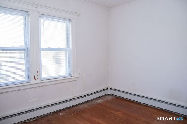 66 Redding Street, Hartford, CT 06114