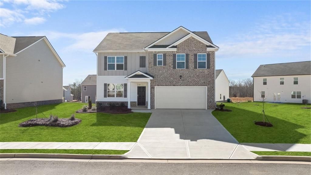 194 LAURITSEN Way, Newnan, GA 30265