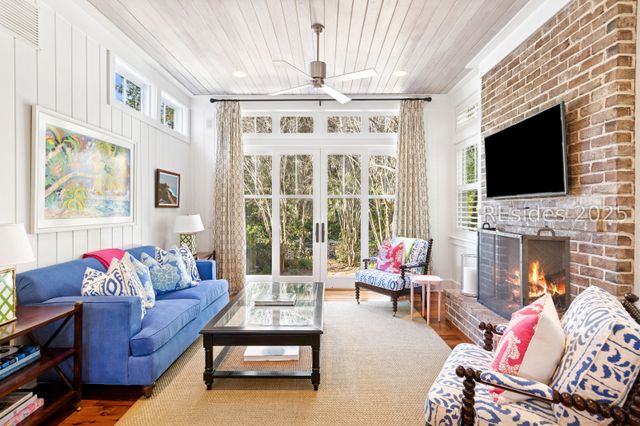 362 Mount Pelia Rd, Bluffton, SC 29910