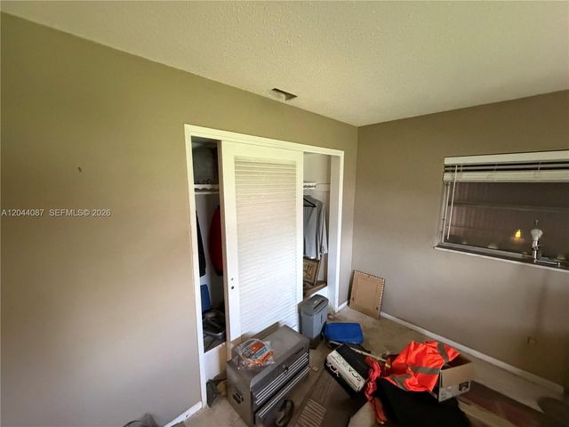 4721 NW 41st Place, Lauderdale Lakes, FL 33319