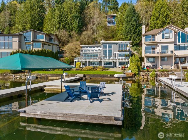 842 W Lake Sammamish Parkway SE, Bellevue, WA 98008
