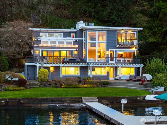 842 W Lake Sammamish Parkway SE, Bellevue, WA 98008