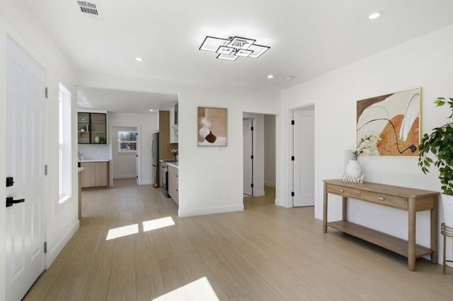 75 S Cragmont Avenue, San Jose, CA 95127