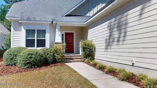 112 S Bracken Fern Lane, Southern Pines, NC 28387
