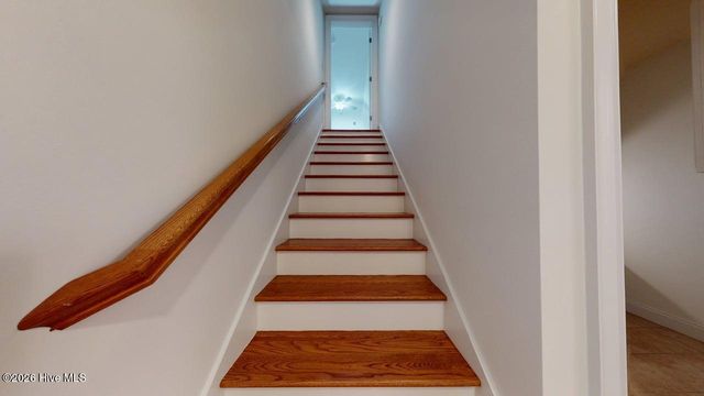 112 S Bracken Fern Lane, Southern Pines, NC 28387