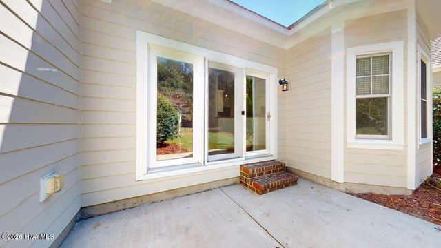 112 S Bracken Fern Lane, Southern Pines, NC 28387