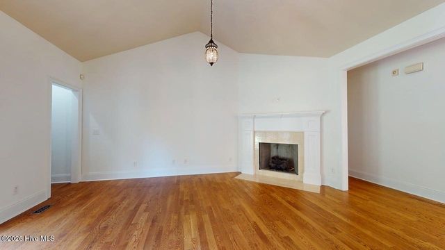 112 S Bracken Fern Lane, Southern Pines, NC 28387