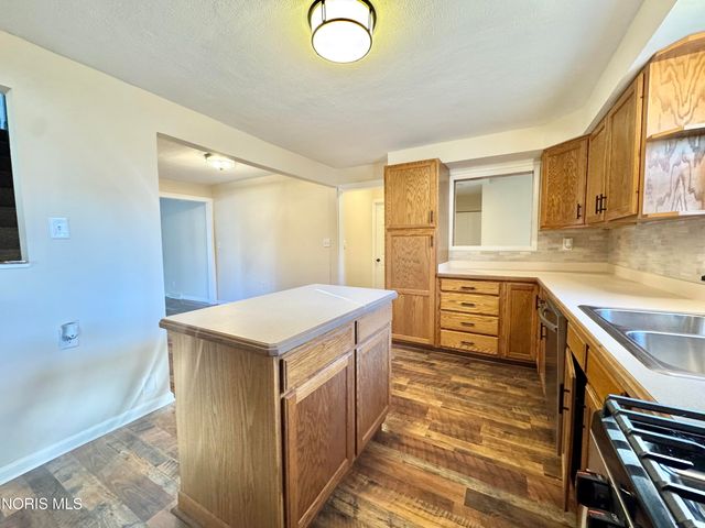 5307 Clover Lane, Toledo, OH 43623