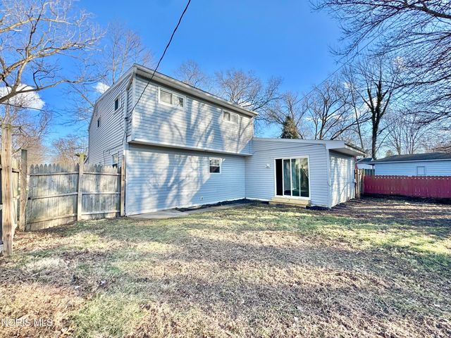 5307 Clover Lane, Toledo, OH 43623
