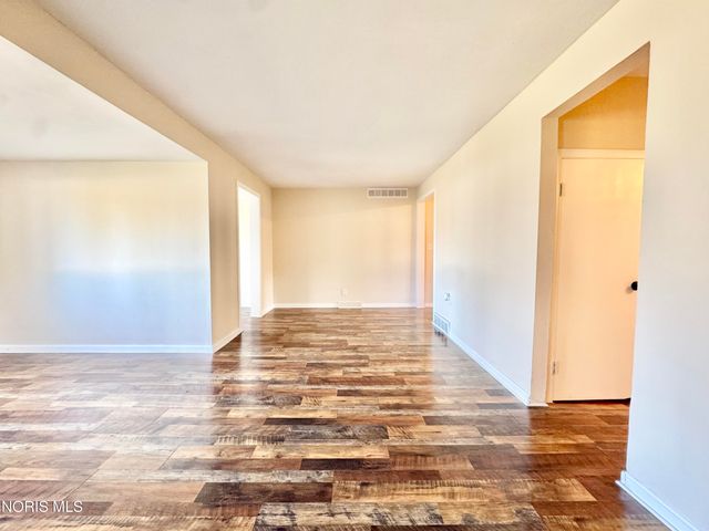 5307 Clover Lane, Toledo, OH 43623