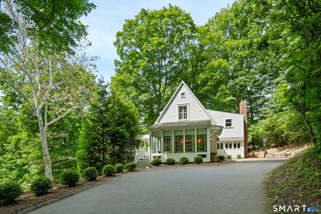 123 Lyons Plain Road, Weston, CT 06883