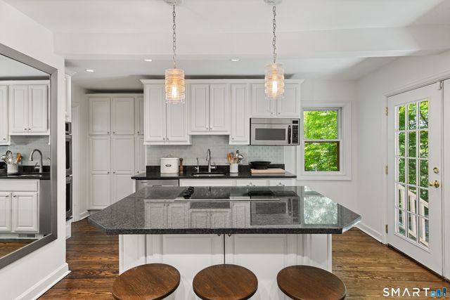 123 Lyons Plain Road, Weston, CT 06883