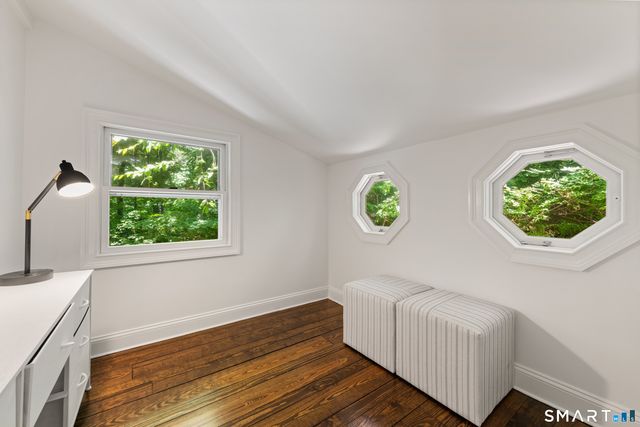 123 Lyons Plain Road, Weston, CT 06883
