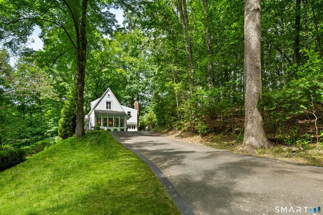 123 Lyons Plain Road, Weston, CT 06883