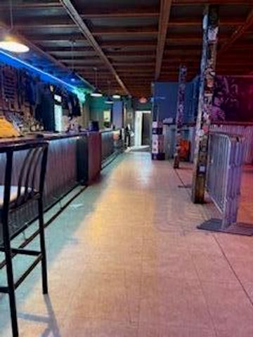 2932 Caniff Street, Hamtramck, MI 48212