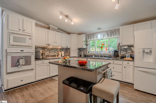 4917 Geer Highway, Cleveland, SC 29635