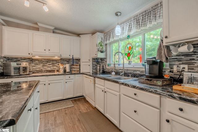 4917 Geer Highway, Cleveland, SC 29635