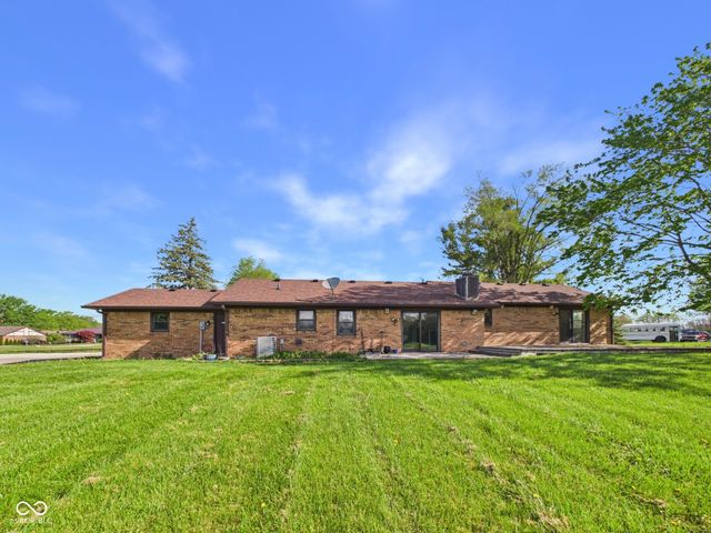 2951 E Cross Street, Anderson, IN 46012