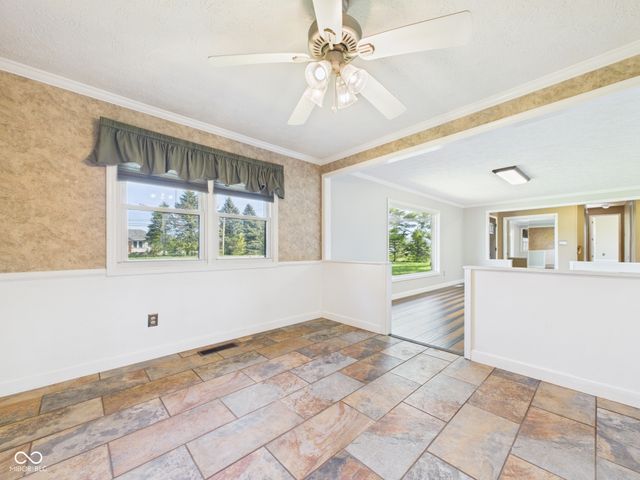 2951 E Cross Street, Anderson, IN 46012