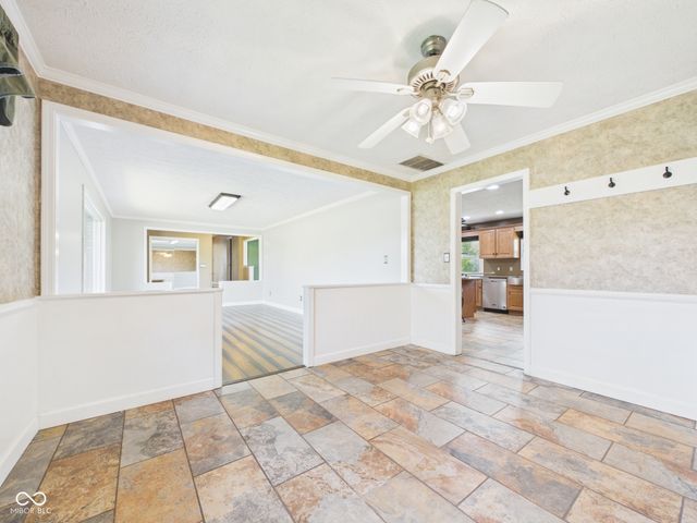 2951 E Cross Street, Anderson, IN 46012