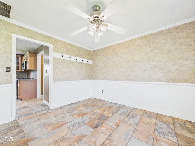 2951 E Cross Street, Anderson, IN 46012