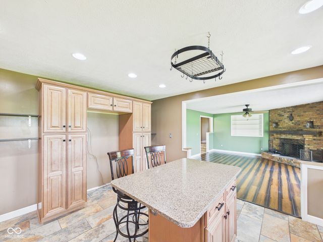 2951 E Cross Street, Anderson, IN 46012