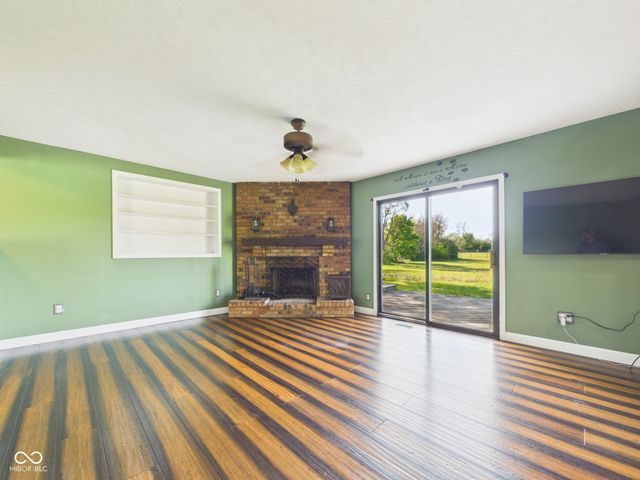 2951 E Cross Street, Anderson, IN 46012