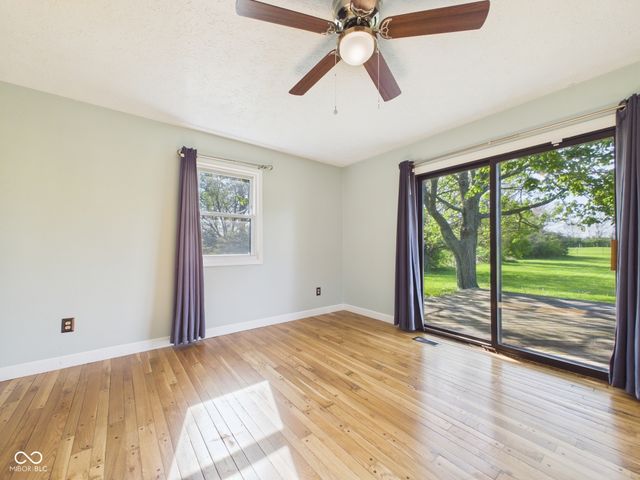2951 E Cross Street, Anderson, IN 46012