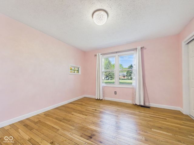 2951 E Cross Street, Anderson, IN 46012