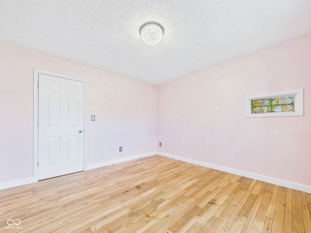 2951 E Cross Street, Anderson, IN 46012