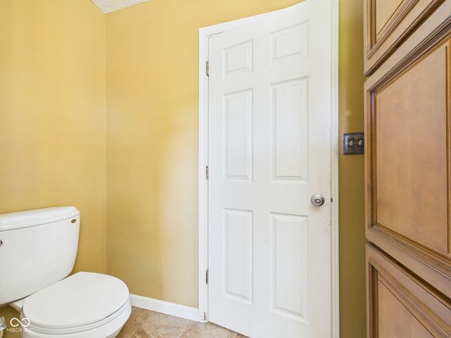 2951 E Cross Street, Anderson, IN 46012