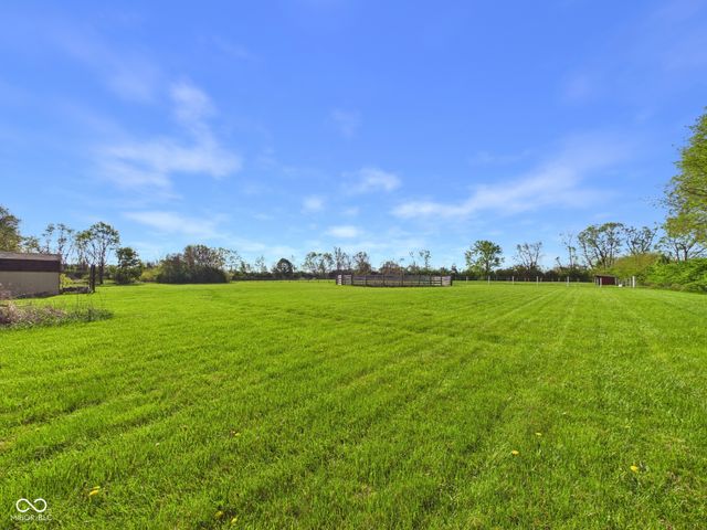 2951 E Cross Street, Anderson, IN 46012