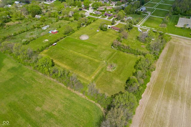 2951 E Cross Street, Anderson, IN 46012