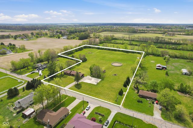 2951 E Cross Street, Anderson, IN 46012