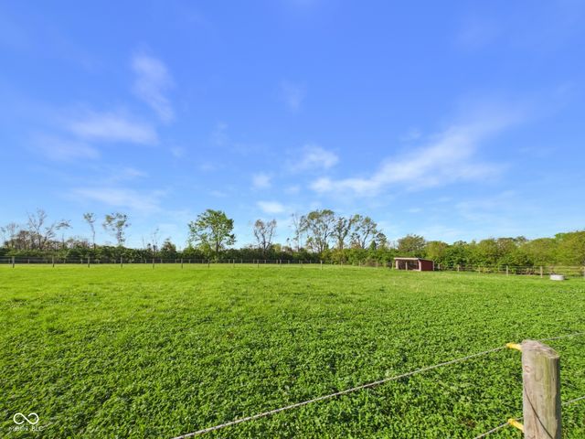 2951 E Cross Street, Anderson, IN 46012