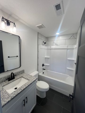 117 Sweet Clover Ct, Clarksville, TN 37040